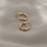 LUMI small earrings in 18k gold-plated recycled silver, handmade, ethical jewelry, 2 cm diameter, sustainable fashion.