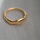 MIRU Ring 18k Gold